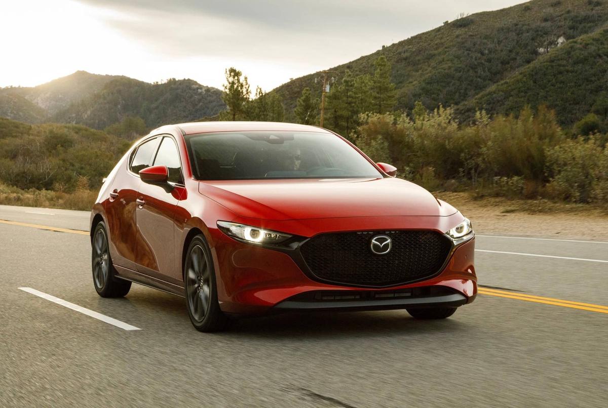  Mazda 3 Hatchback Mazda