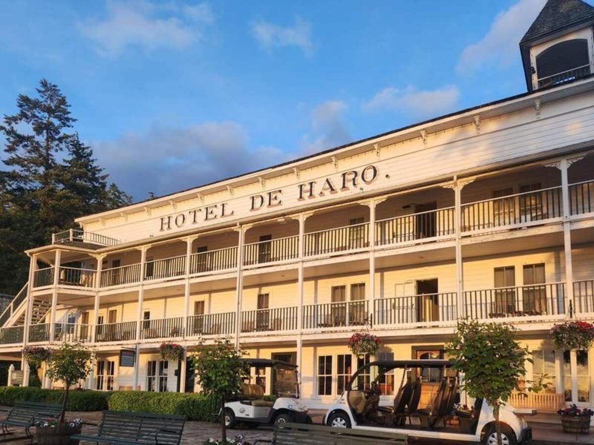  Steeped in history: The historic Hotel de Haro preserves the resort’s old-fashioned romance, while the lush, strollable gardens invite you to slow down and enjoy the afternoon together. Photo credit: June Russell-Chamberlin 