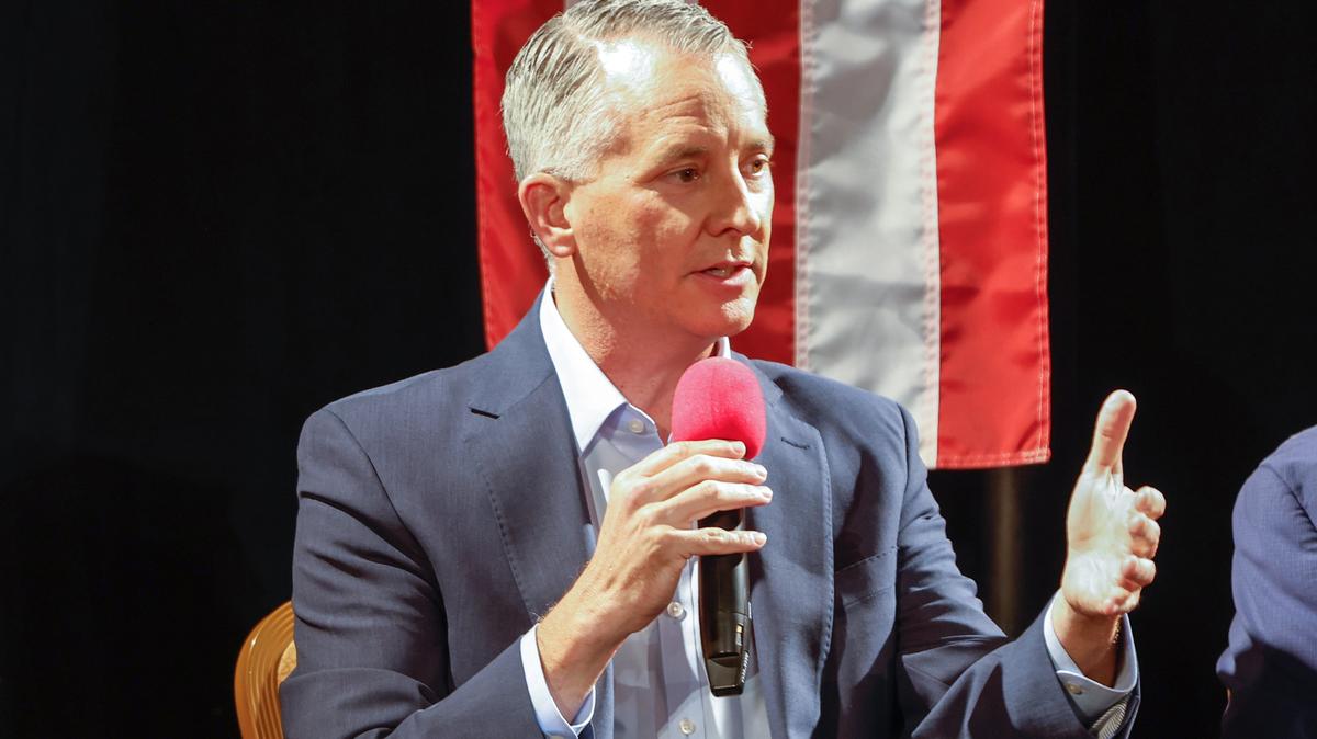 Former U.S. Rep. David Jolly speaks to audience members during a town hall on immigration at The Cuban Club on Aug. 19, 2025, in Tampa, Florida. Jolly, a Democrat, has held more than 100 events around Florida during his gubernatorial campaign, his team says. But he's struggled to raise money in the Republican-dominated state. (Jefferee Woo/Tampa Bay Times/TNS)