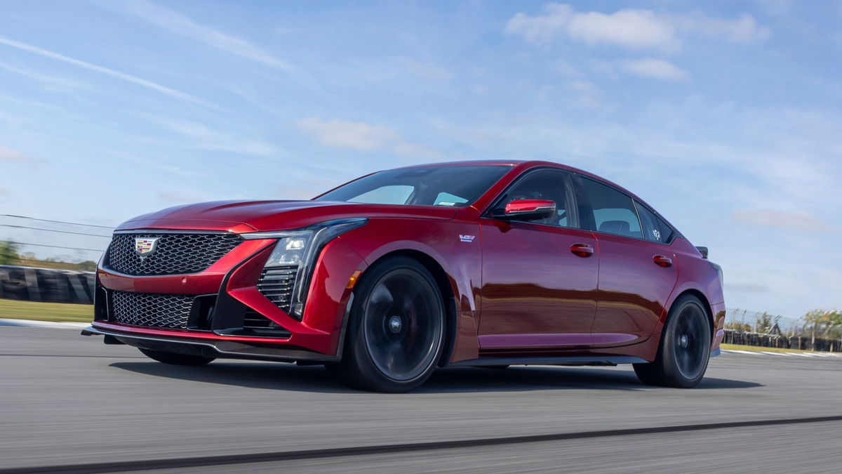 Some Cadillac CT5-V Blackwings Had $18,000 Packages Missing Parts