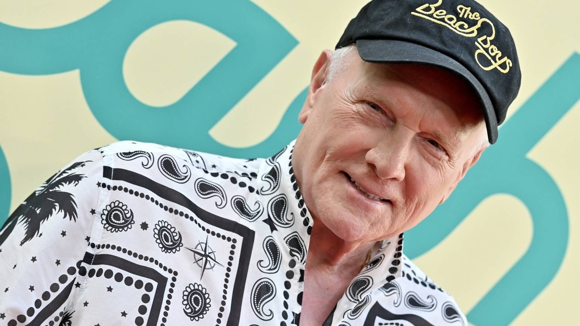 Beach Boys Fans Stunned by Mike Love's Frail Appearance at Weekend Concerts: 'This is Really Shocking' 