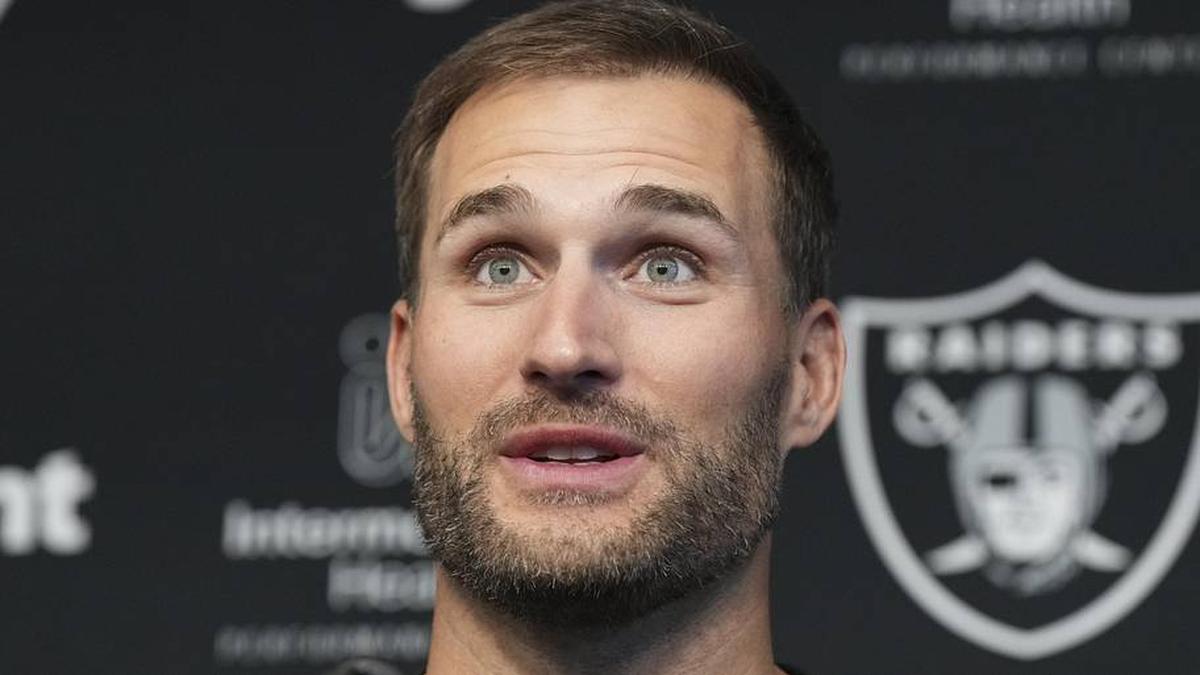  Apr 8, 2026; Las Vegas, NV, USA; Las Vegas Raiders quarterback Kirk Cousins speaks at a press conference at Intermountain Health Performance Center. Mandatory Credit: Candice Ward-Imagn Images | Candice Ward-Imagn Images 