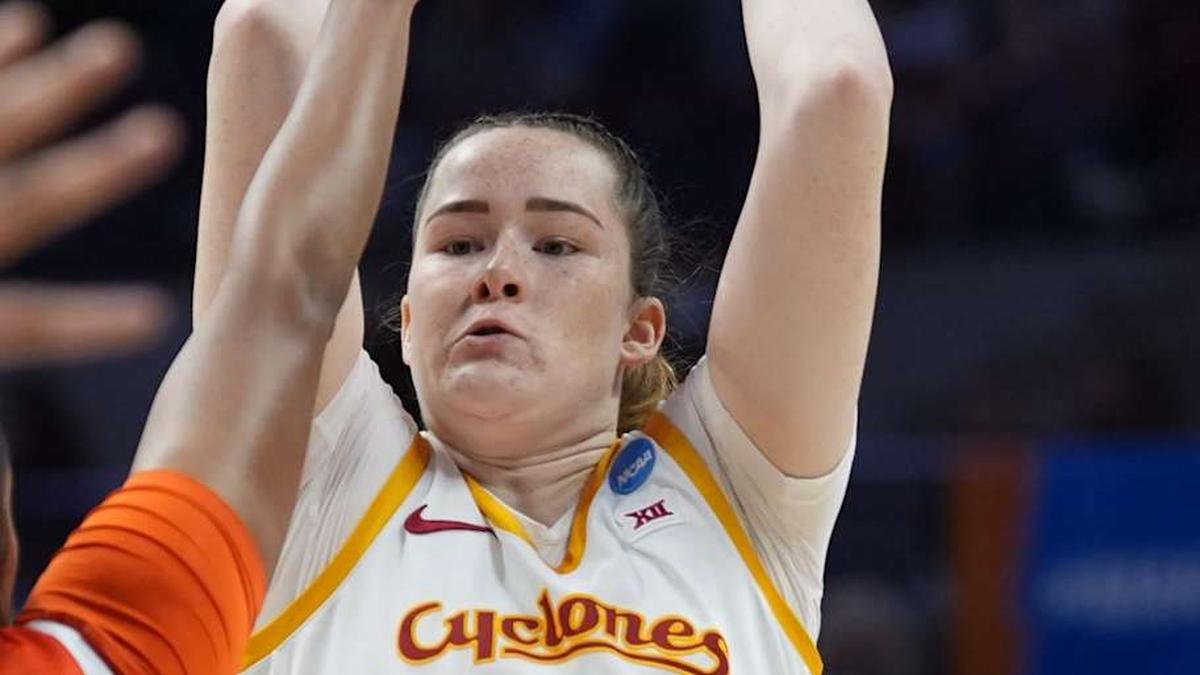  Mar 21, 2026; Storrs, CT, USA; Iowa State Cyclones forward Addy Brown (24) looks to pass the ball against Syracuse Orange forward Journey Thompson (2) in the first half at Harry A. Gampel Pavilion. Mandatory Credit: David Butler II-Imagn Images | David Butler II-Imagn Images 