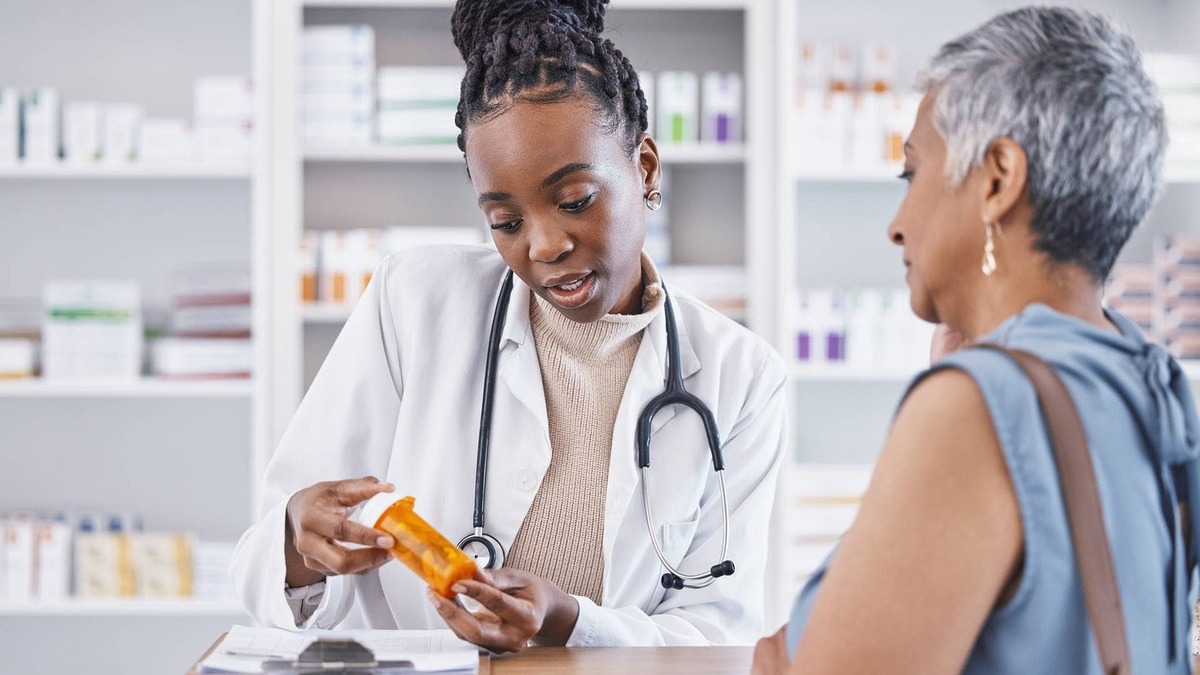  Rising Medicare Part B premiums continue outpacing Social Security COLAs, reducing retirees' net benefit increases and straining household retirement budgets. 