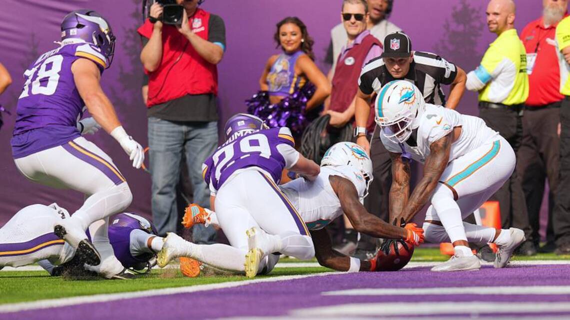 Dolphins Week 4 Report Card: Defense Delivers, But Miami Finds Another Way to Lose
