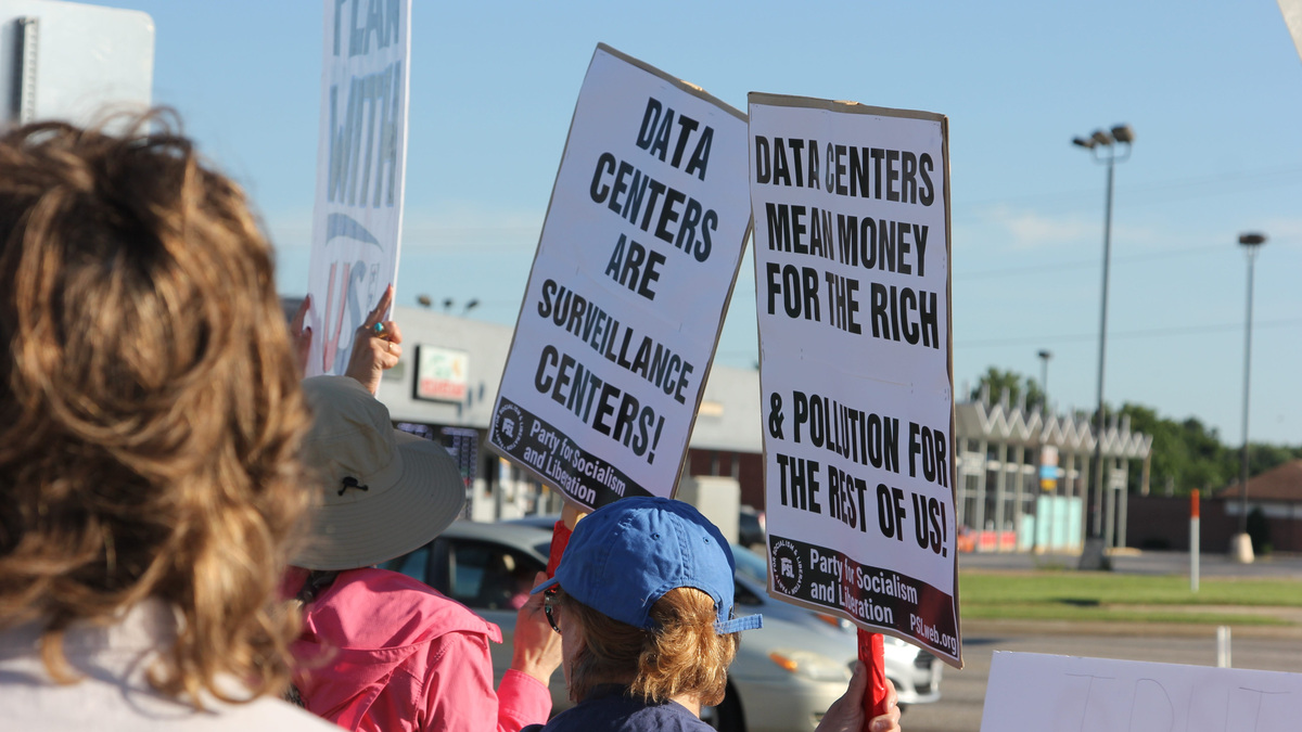 Work underway for Springfield initiative petition to ban data centers ...