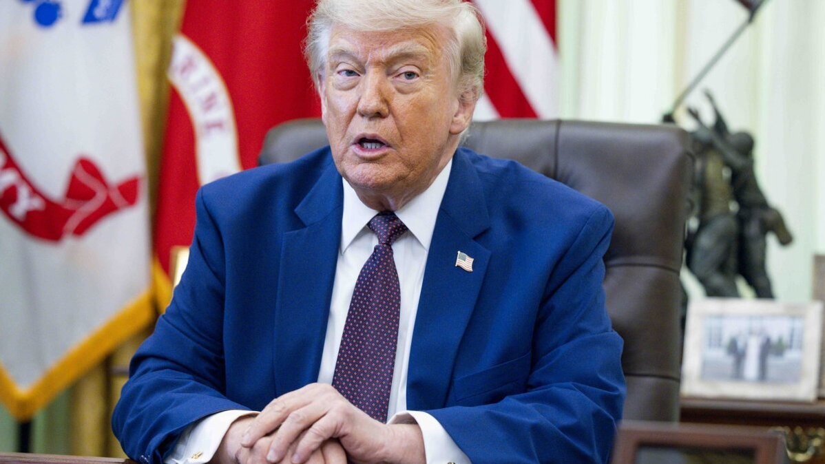 President Donald Trump this week pardoned former U.S. Rep. Stephen Buyer, R-Ind., who was convicted in 2023 on four counts of securities fraud for stock trades about mergers that he made before the information had been made public. Photo by Shawn Thew/UPI