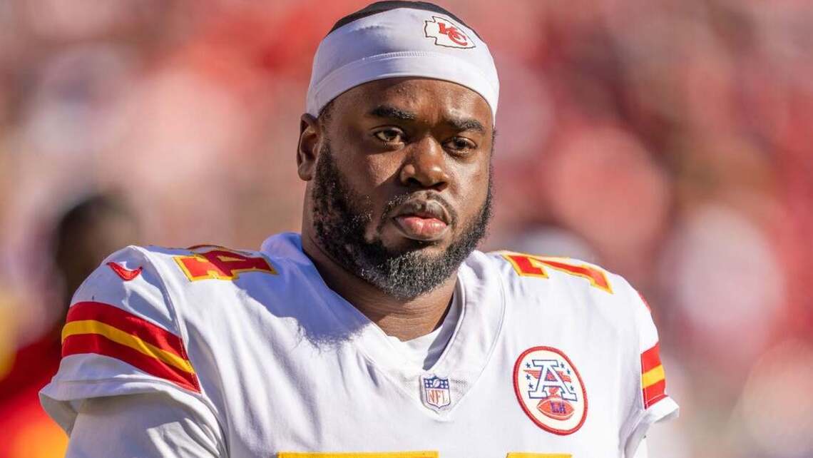 Reports: Jaguars sign OT Geron Christian
