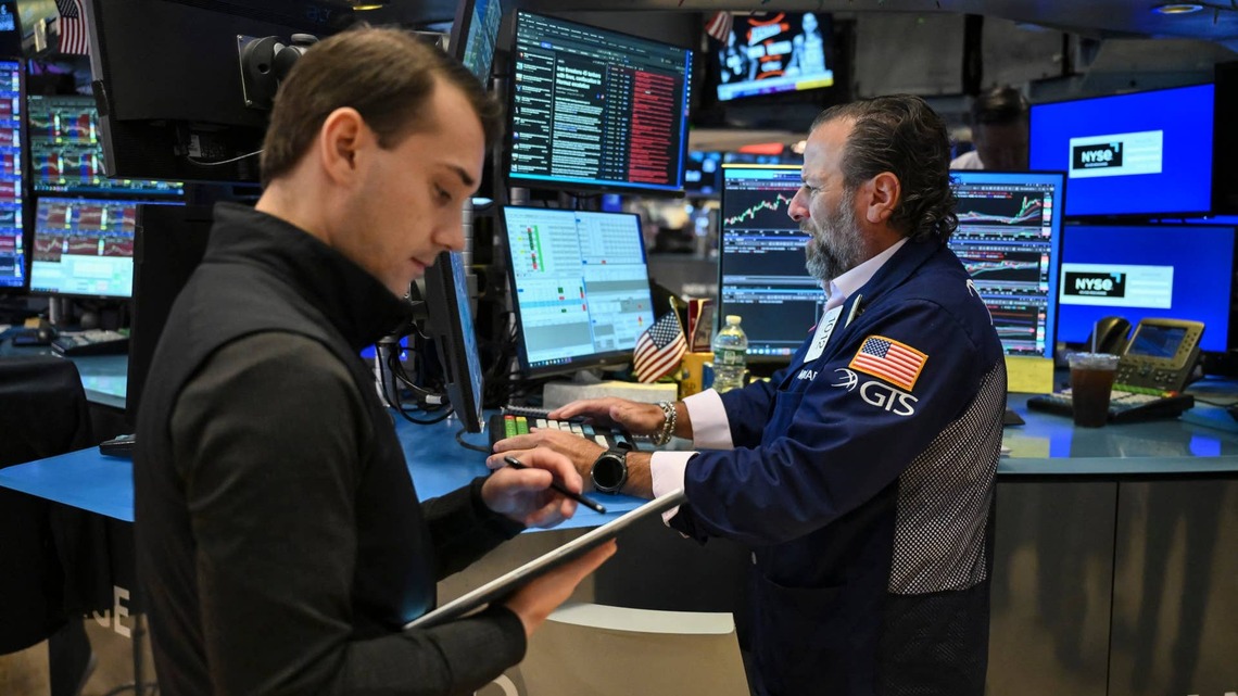 Another AI power stock plunges 11% despite earnings beat