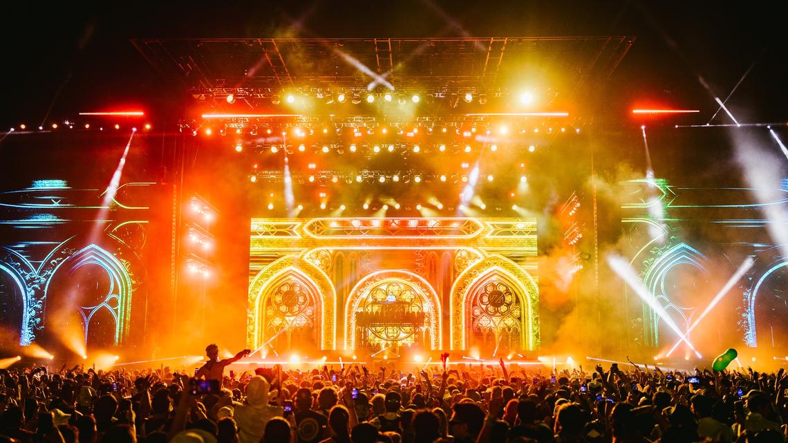 How Much Do Coachella Tickets Cost: A Guide to the Massive Music Festival 