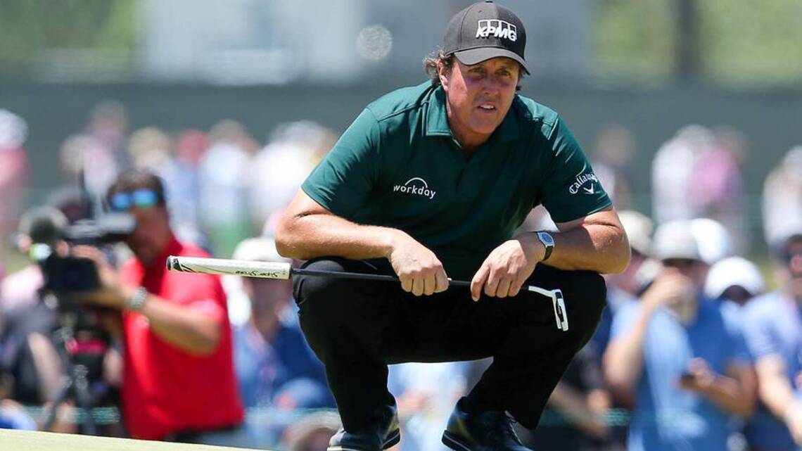 Remembering the Time Phil Mickelson Lost His Mind at the U.S. Open, and Acted Like a Child at Shinnecock