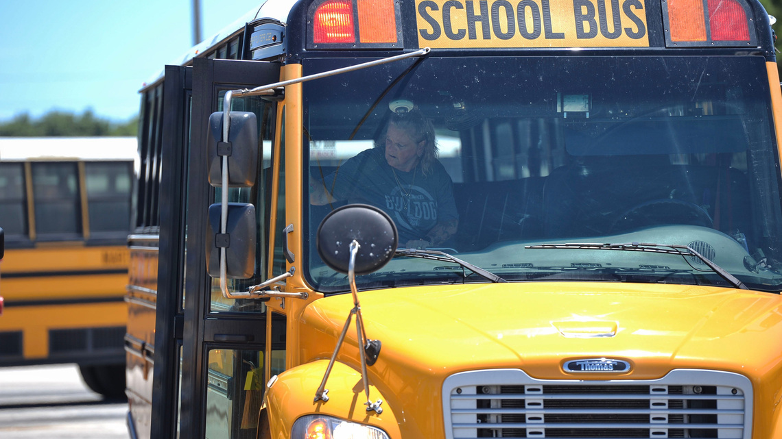 Hundreds of teacher vacancies remain as South Florida schools open
