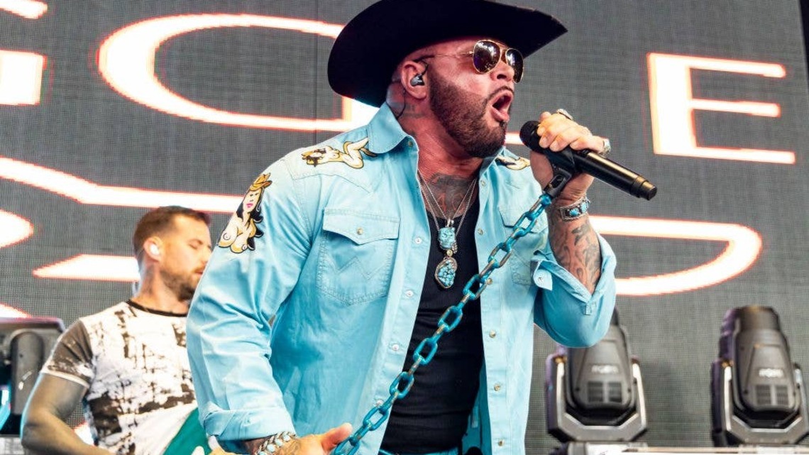 Country Star Announces Update on North America Tour 