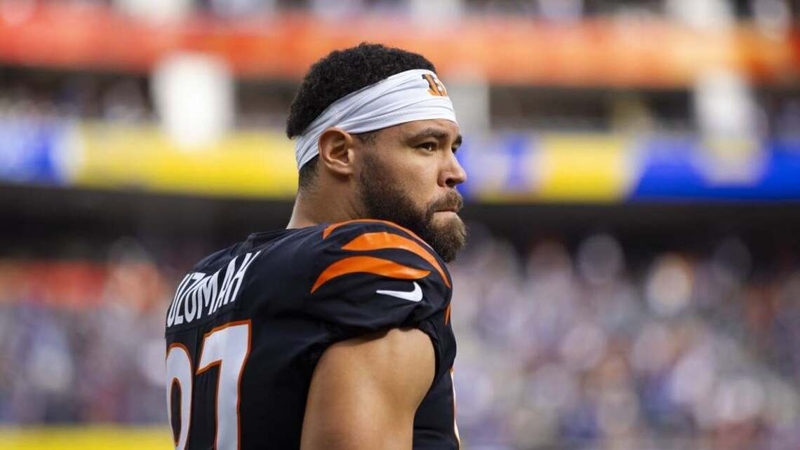 Ex-Bengals TE CJ Uzomah retires after 10 seasons