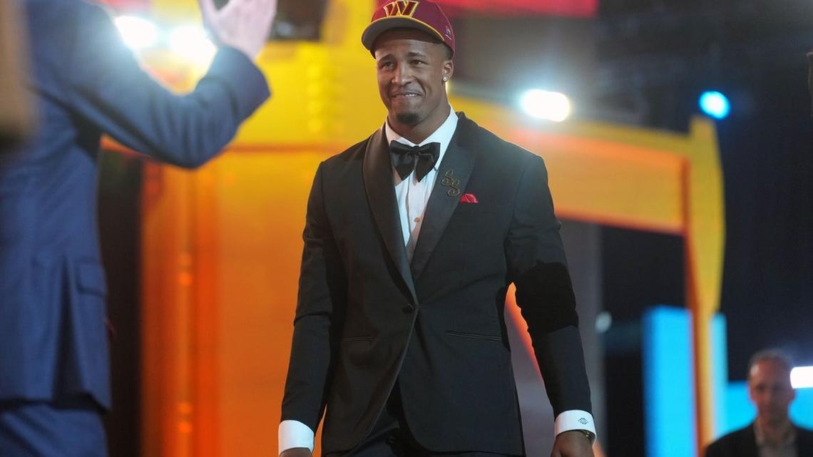 Commanders sign 1st-round pick Sonny Styles 