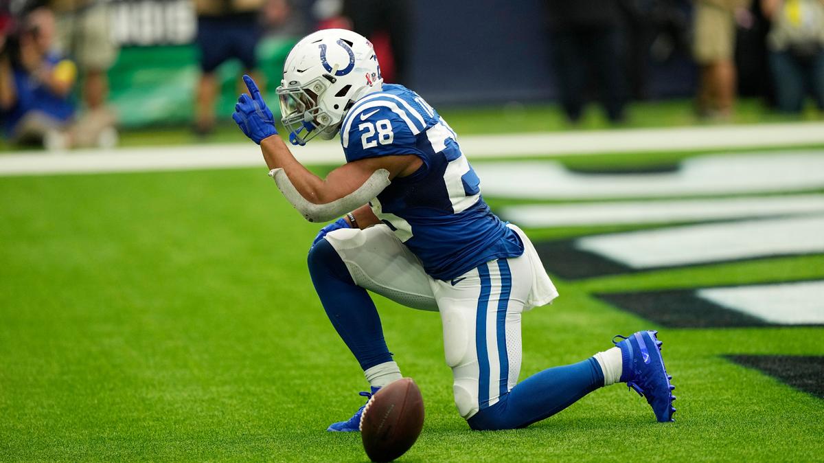 Indianapolis Colts running back Jonathan Taylor (28) celebrates a touchdown in the end zone during the second half of an NFL football game Sunday, Sept. 11, 2022, in Houston. (AP Photo/David J. Phillip)