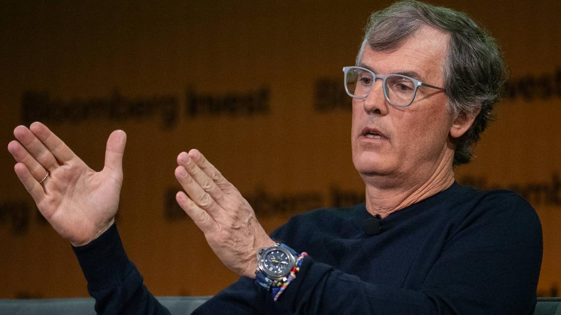 Billionaire Philippe Laffont's Coatue drops massive $655M bet in ASML stock 