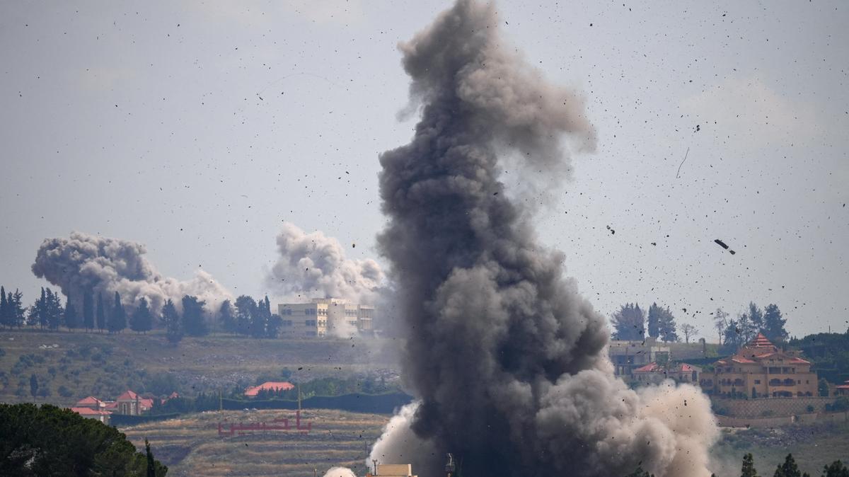 Smoke billows from southern Lebanon, following Israeli strikes, as seen from Nabatieh, Lebanon, June 2, 2026. REUTERS/ Stringer