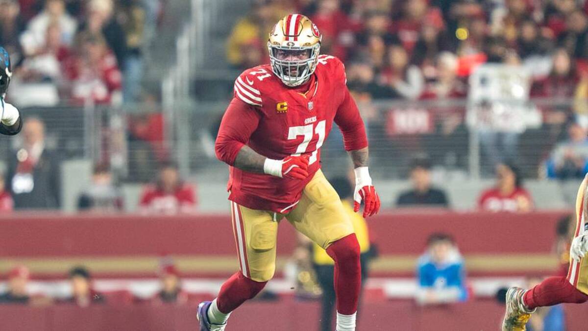  November 24, 2025; Santa Clara, California, USA; San Francisco 49ers offensive tackle Trent Williams (71) during the first quarter against the Carolina Panthers at Levi's Stadium. Mandatory Credit: Kyle Terada-Imagn Images | Kyle Terada-Imagn Images 