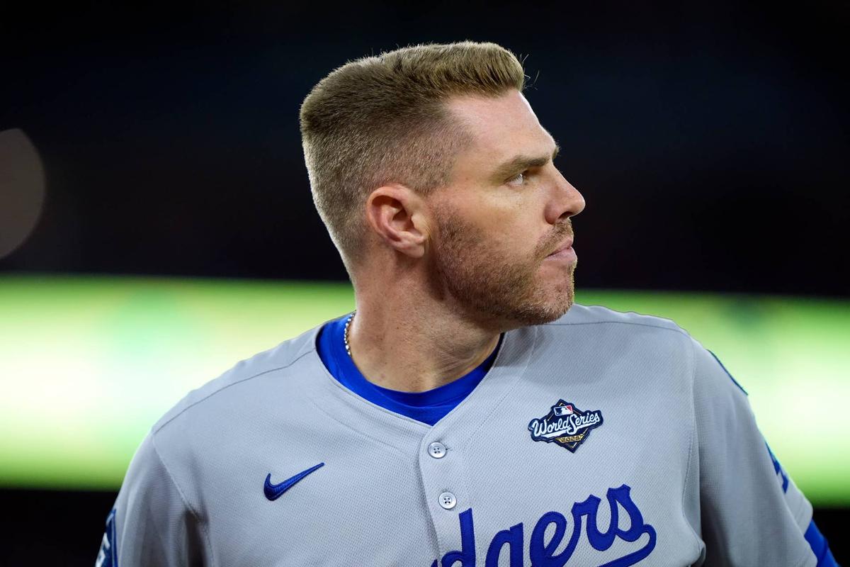  Los Angeles Dodgers first baseman Freddie Freeman (5) John E. Sokolowski-Imagn Images