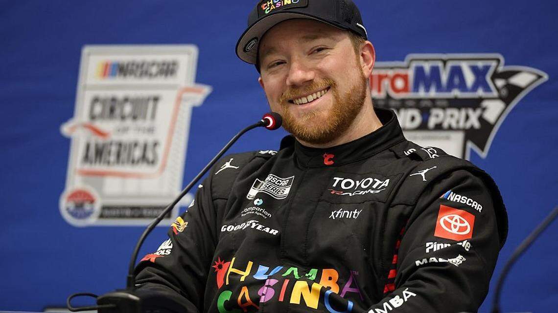Reddick starts bid for 3rd straight NASCAR Cup win with pole run