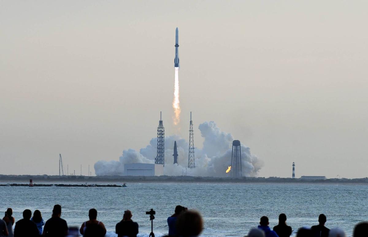  Blue Origin Launches New Glenn Rocket with Communications Satellite from Cape Canaveral. 