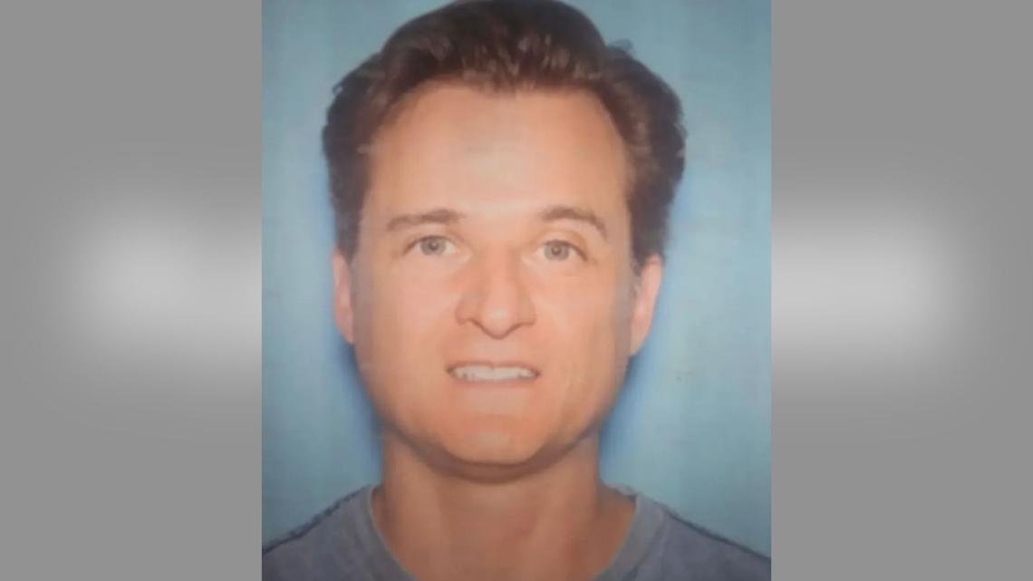 Hawaii Doctor Accused of Trying to Kill Wife on Hike: Everything to Know 