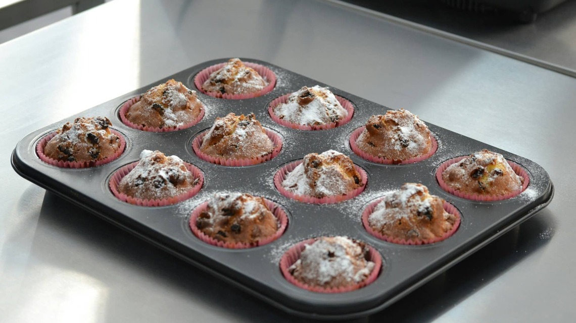 A Muffin Tin Was Never Meant for This-But One Crafter's Fall Hack Is Too Good Not to Try 