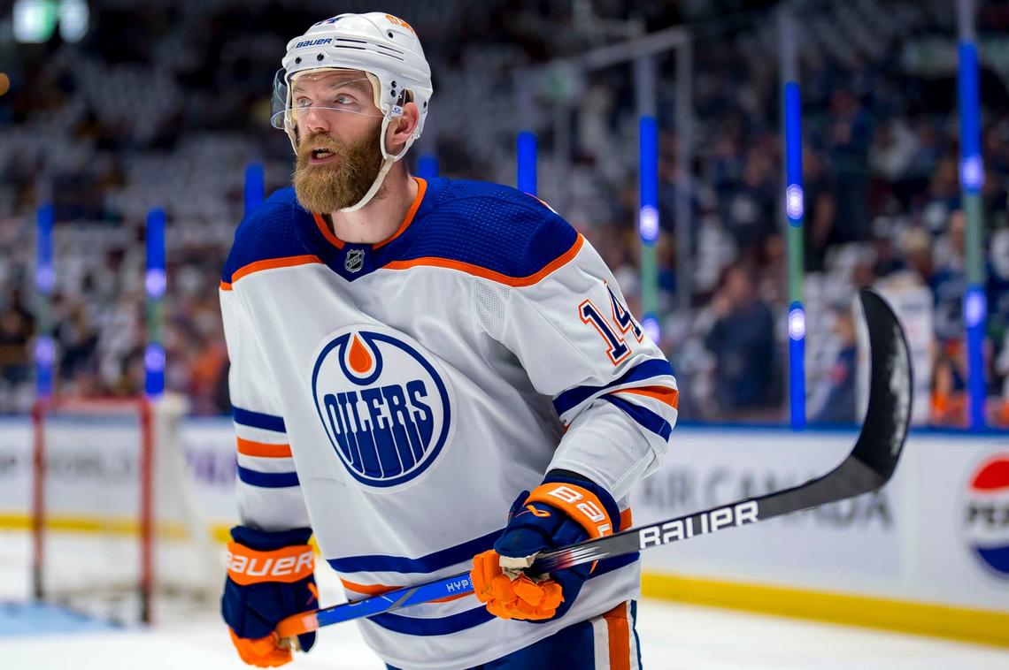  Edmonton Oilers defenseman Mattias Ekholm (14) skates in warm-ups. Bob Frid-Imagn Images
