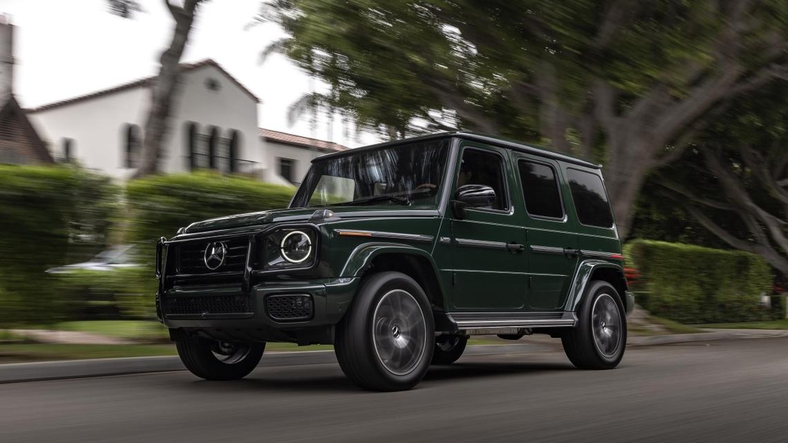 5 modern vehicles that still use real buttons rather than relying solely on touchscreens 