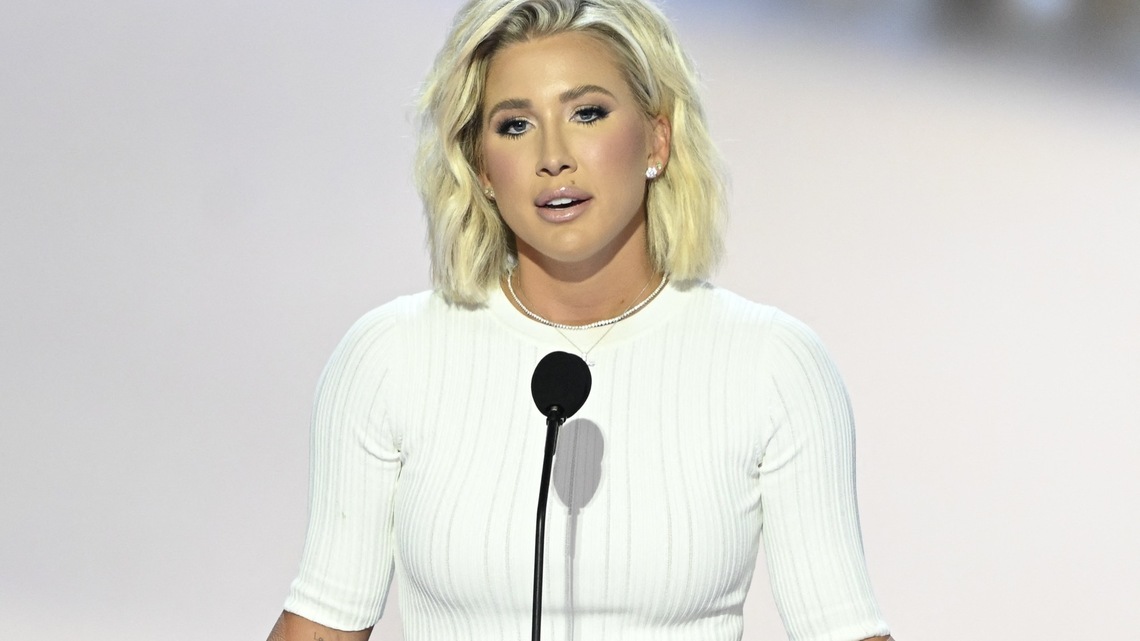 Savannah Chrisley Reveals How She Found Out She's Pregnant: 'Plot Twist' 