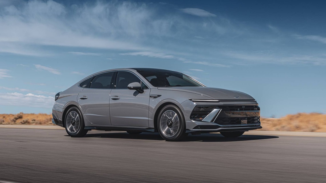 We Compared the 2026 Kia K5 vs. Hyundai Sonata: Which Gets Better Gas Mileage? 