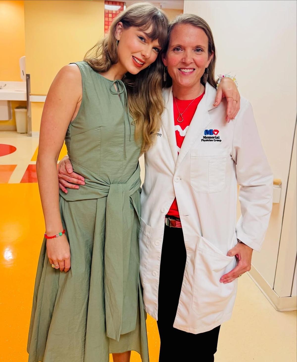Taylor Swift, Jill S. Whitehouse