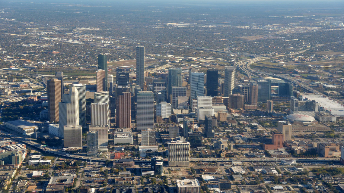 US judge blocks Houston's minority contracting program 