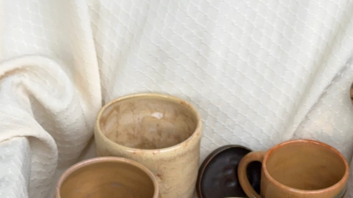 A tabby cat helped make this pottery collection. It sold out in 10 minutes. 
