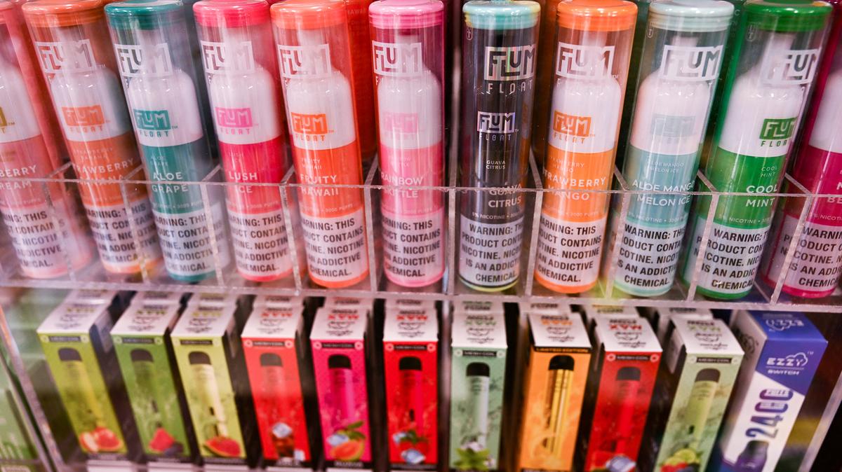 Disposable vape flavored vaping e-cigarette products are displayed in a convenience store on June 23, 2022, in El Segundo, California. (Patrick T. Fallon/AFP/Getty Images/TNS)
