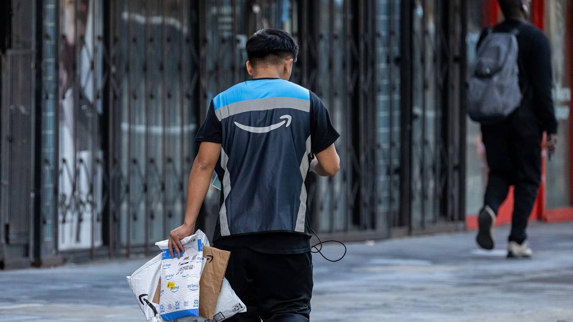 Amazon faces tariff lawsuit 