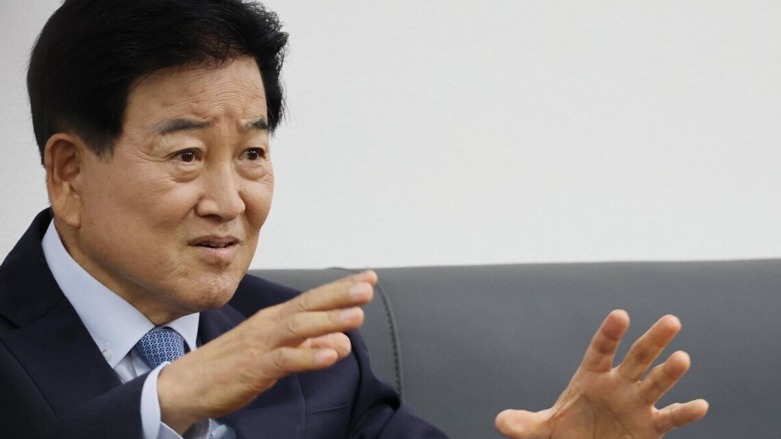 S. Korea unification minister says policy on N. Korea has shifted to peace-first approach 