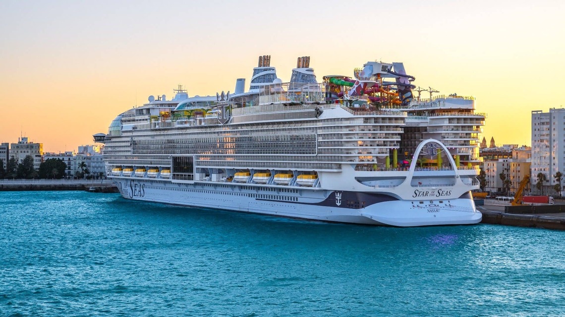 Royal Caribbean Cancels Discounted Bookings, Angering Cruisers 