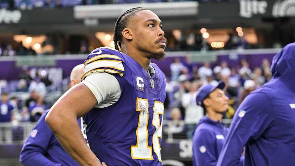  Jan 4, 2026; Minneapolis, Minnesota, USA; Minnesota Vikings wide receiver Justin Jefferson (18) looks on after the game against the Green Bay Packers at U.S. Bank Stadium. Mandatory Credit: Jeffrey Becker-Imagn Images | Jeffrey Becker-Imagn Images 