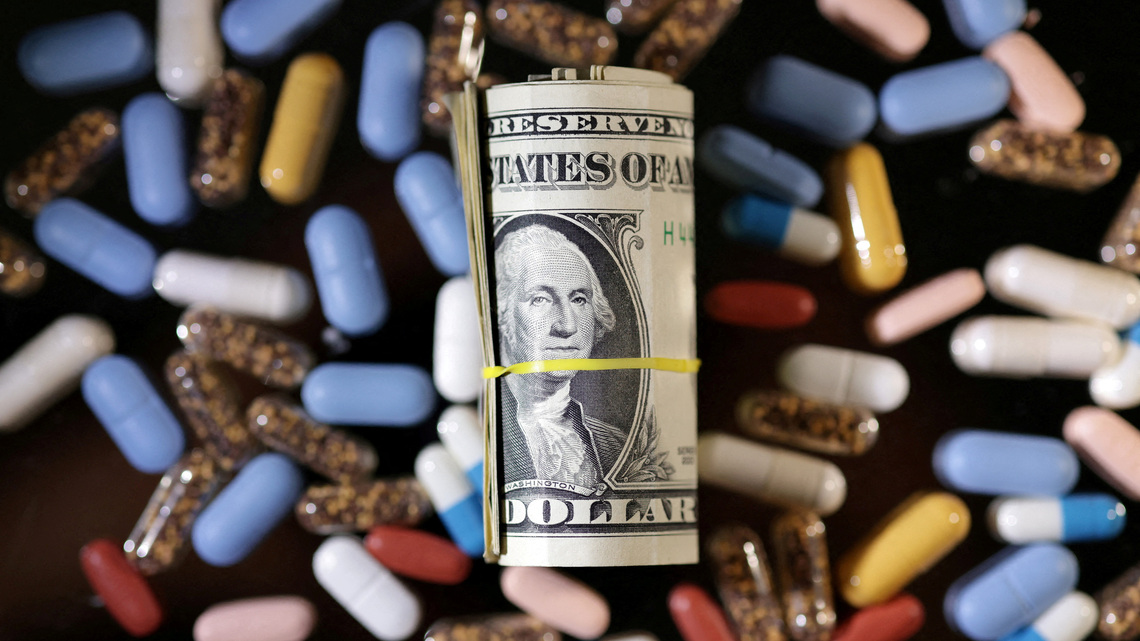 Analysis-US prices for new drugs fell in 2025 as fewer costly gene therapies were launched 