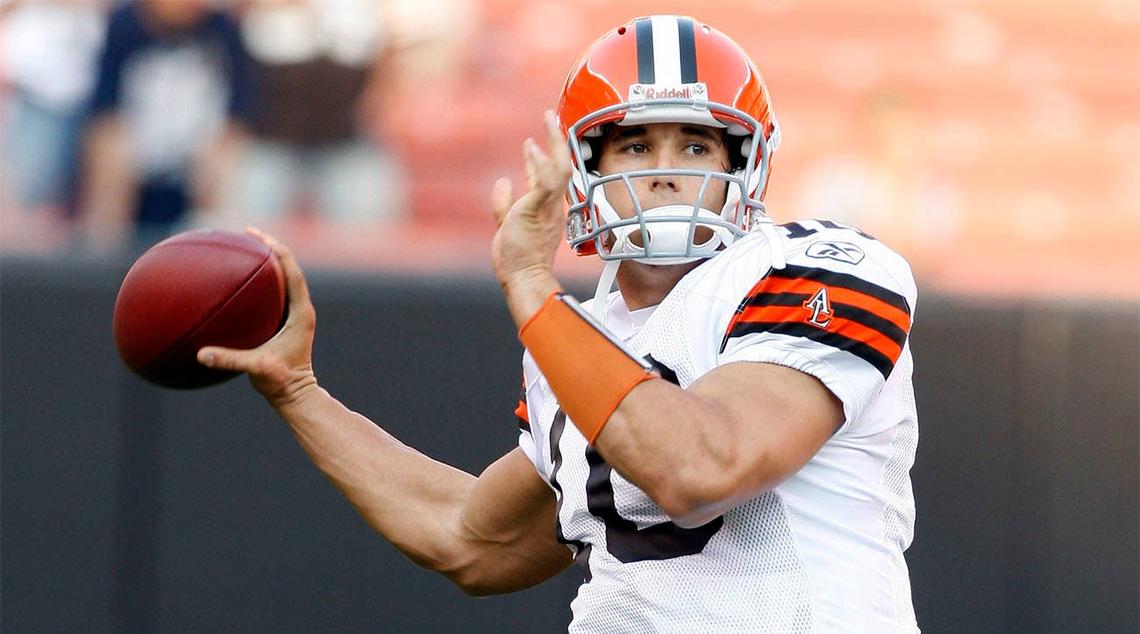  Cleveland Browns quarterback Brady Quinn warms up before a 2007 preseason game against the Kansas City Chiefs at Cleveland Browns Stadium. (Credit: Matthew Emmons- US PRESSWIRE) 