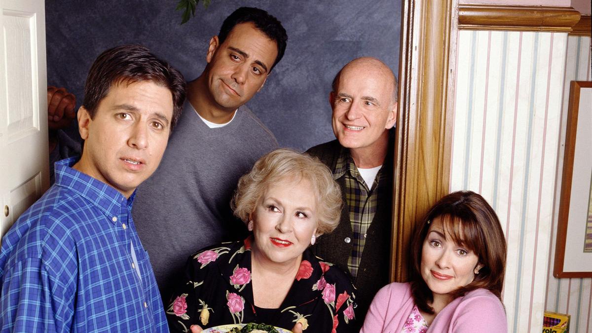 The cast of ‘Everybody Loves Raymond’CBS / Courtesy: Everett Collection