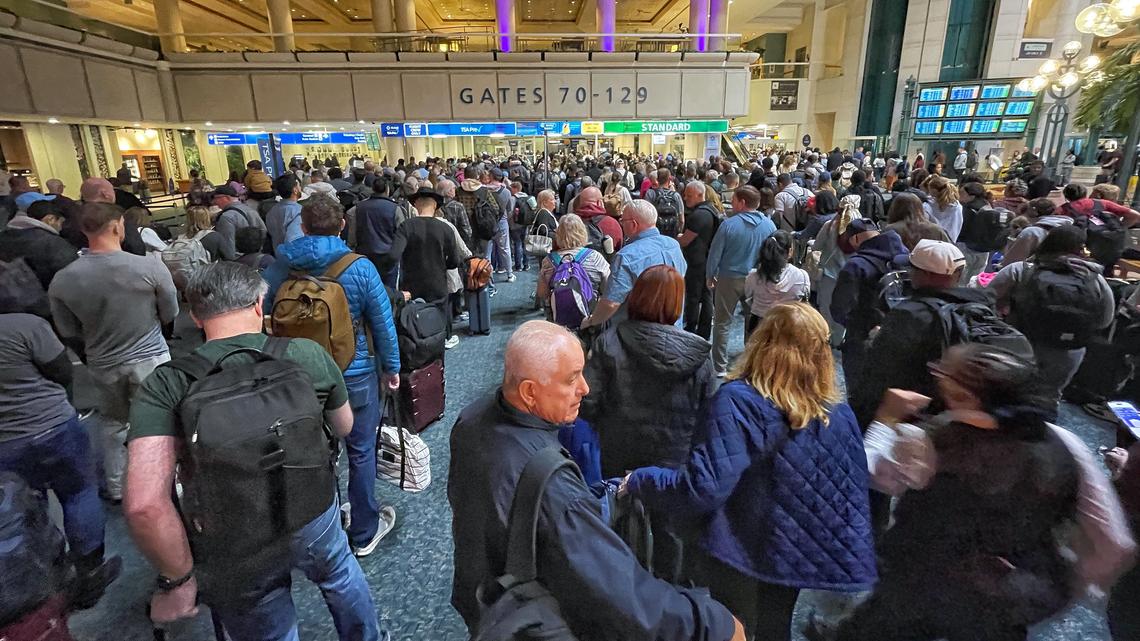 Editorial: No breaks for Congress until TSA funded 