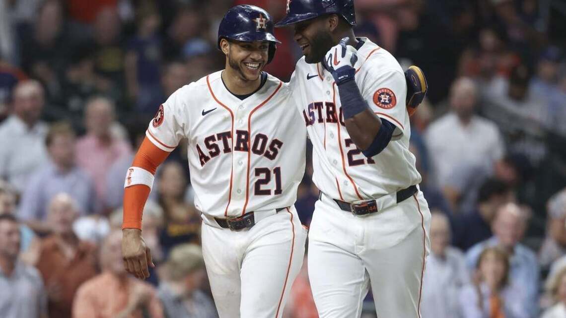 Jeremy Pena homers twice as Astros top Royals