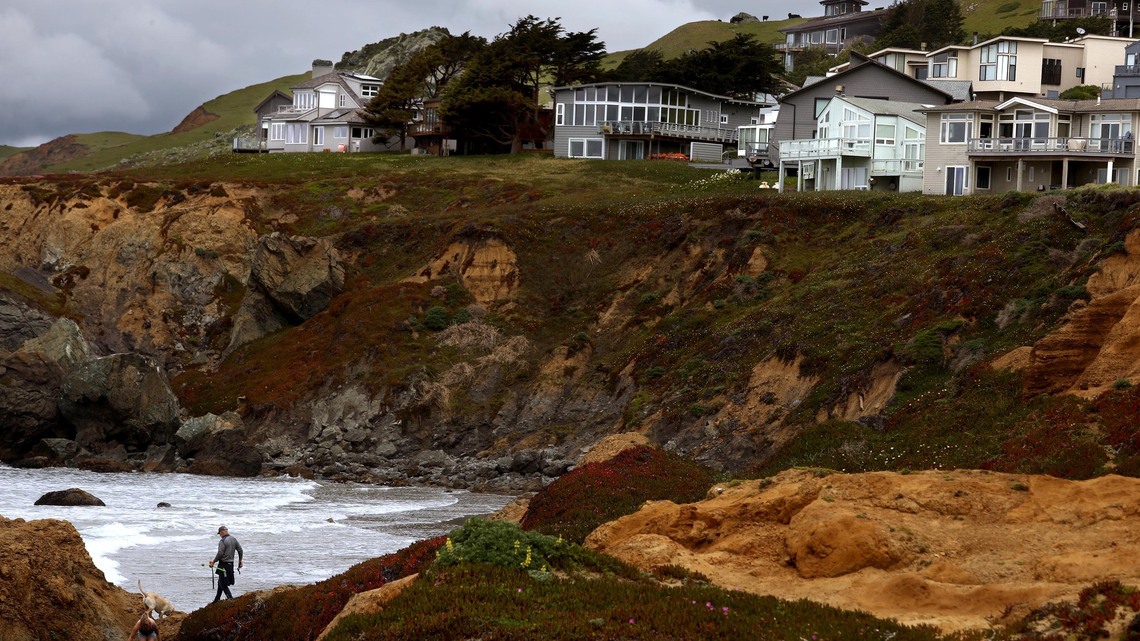 Aging Californians aren't leaving their longtime homes. It's worsening the housing crisis 