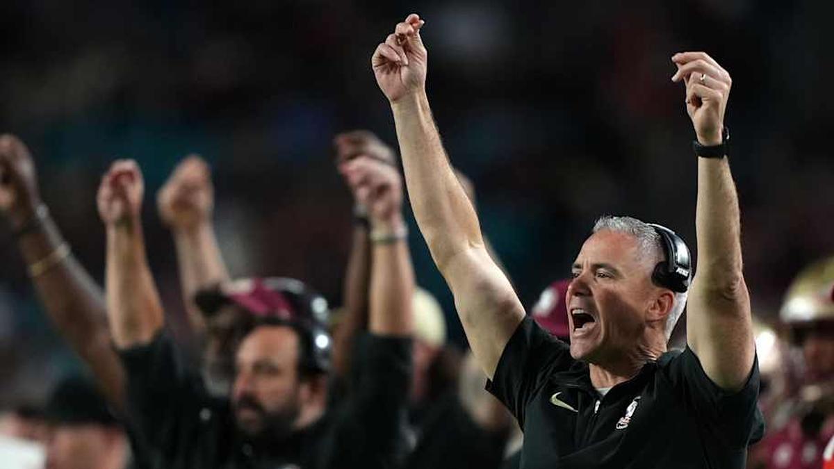 Dec 30, 2023; Miami Gardens, FL, USA; Florida State Seminoles head coach Mike Norvell reacts against the Georgia Bulldogs during the second half in the 2023 Orange Bowl at Hard Rock Stadium. Mandatory Credit: Jasen Vinlove-Imagn Images | Jasen Vinlove-Imagn Images 