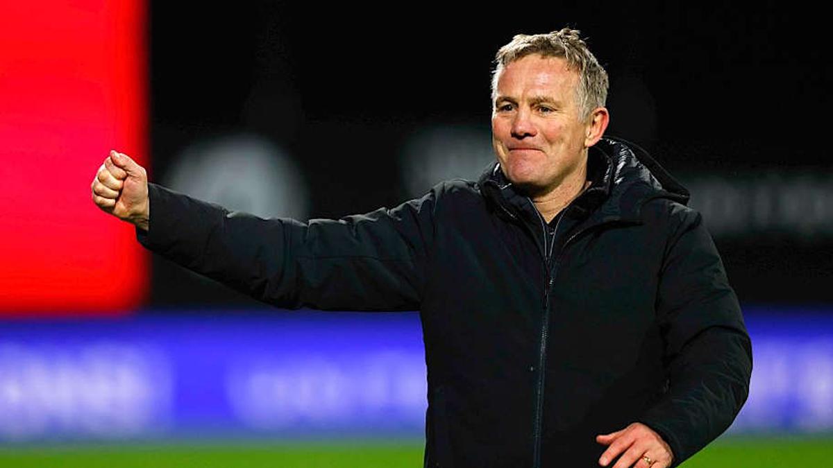  The pressure is on Phil Parkinson to lead Wrexham back to winning ways. | Malcolm Couzens/Getty Images 