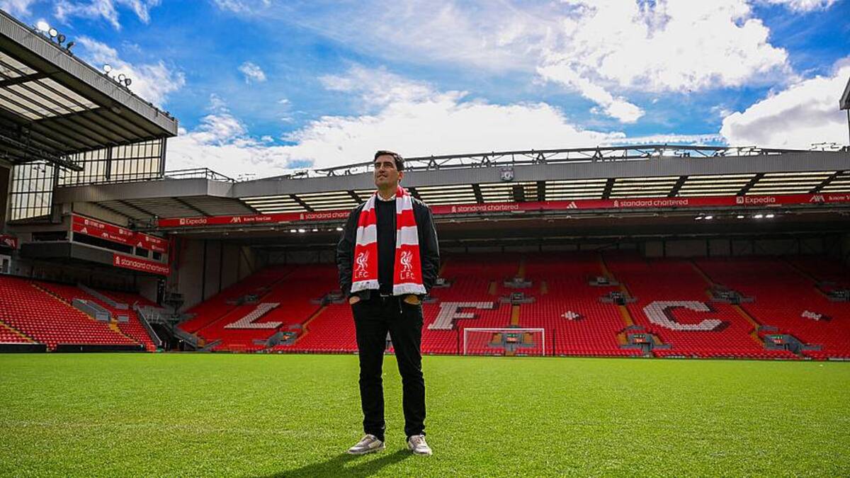  Andoni Iraola is taking over the reigns at Liverpool. | Andrew Powell/Liverpool FC/Getty Images 