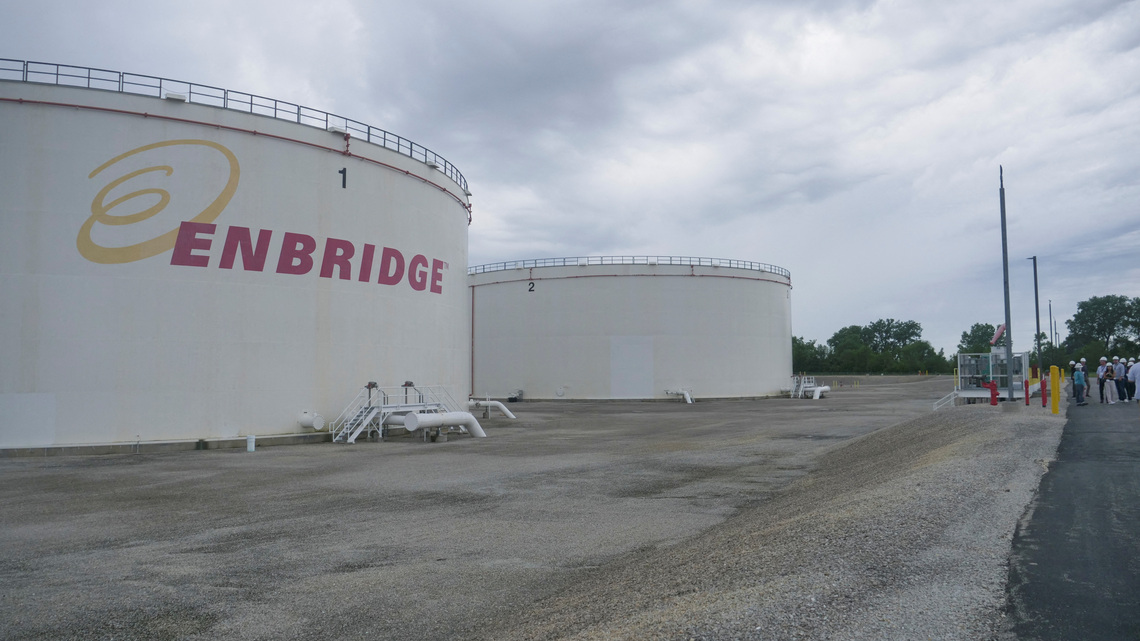 Canada's Enbridge to buy Tallgrass crude oil business for $2.55 billion